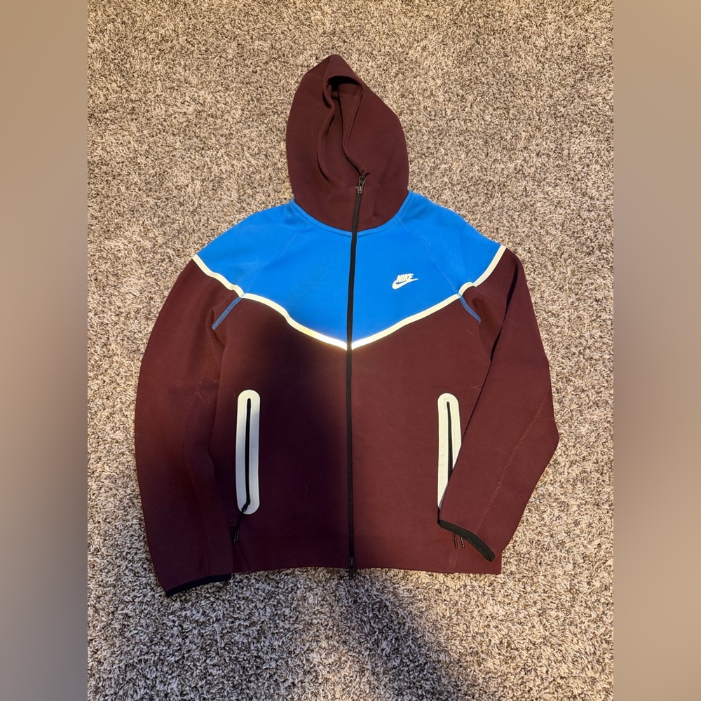 Nike Blue and Maroon Hoodie